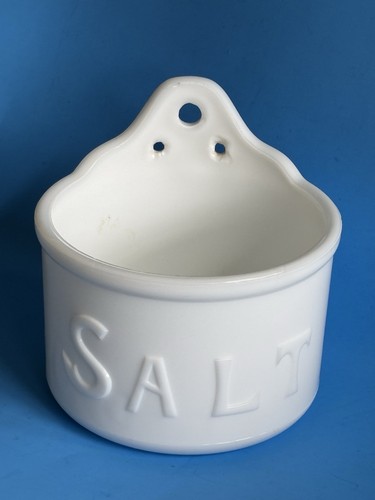 Antique salt box - !no, lid!